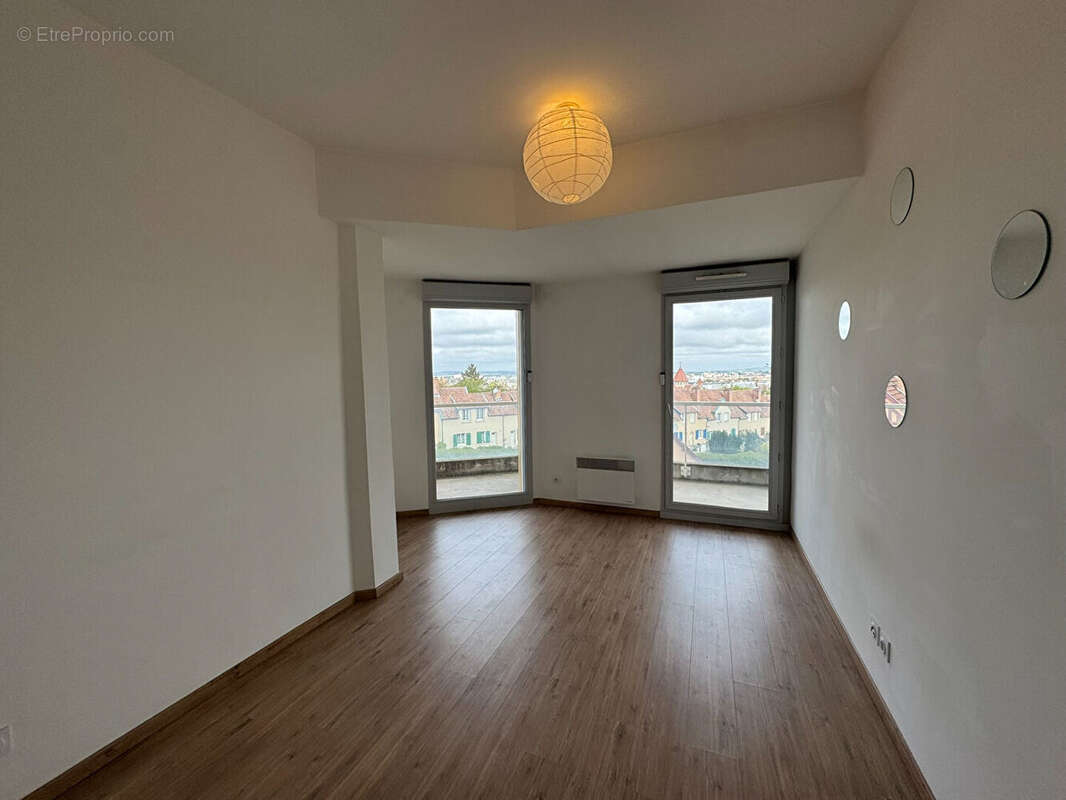 Appartement terrasse type 3  - 76 m² - secteur pommery - photo 7