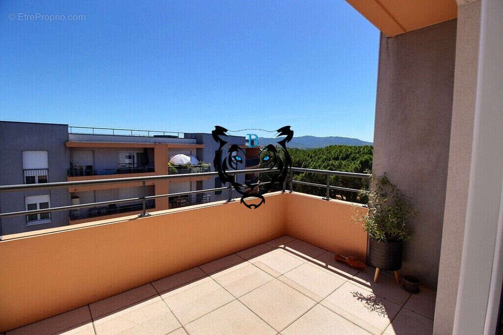 Appartement à FREJUS