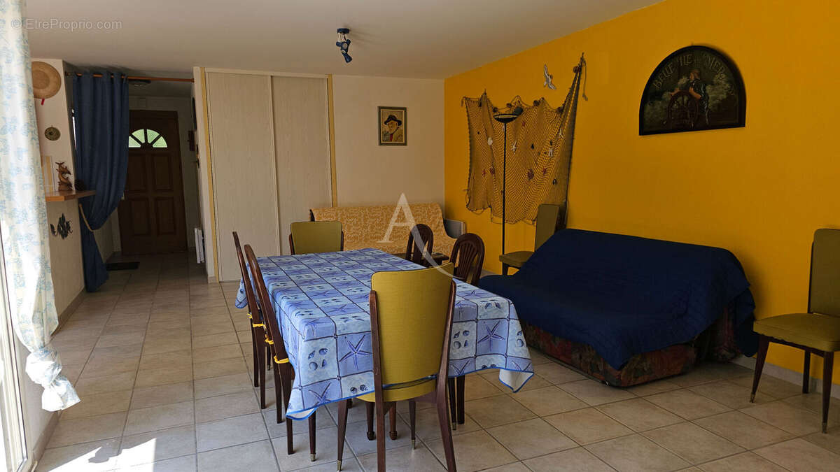 Maison à PORT-DES-BARQUES