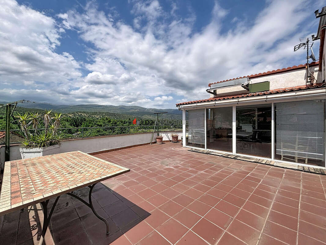 Maison 187 m² à Prades  - photo 3