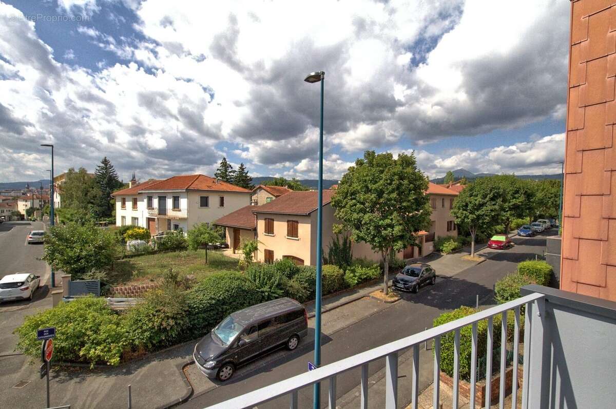 Appartement 79 m² à Clermont-Ferrand  - photo 2