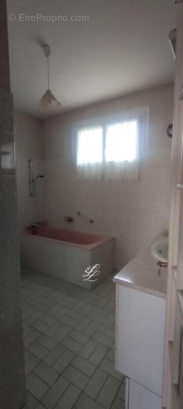 Maison à LA SUZE-SUR-SARTHE