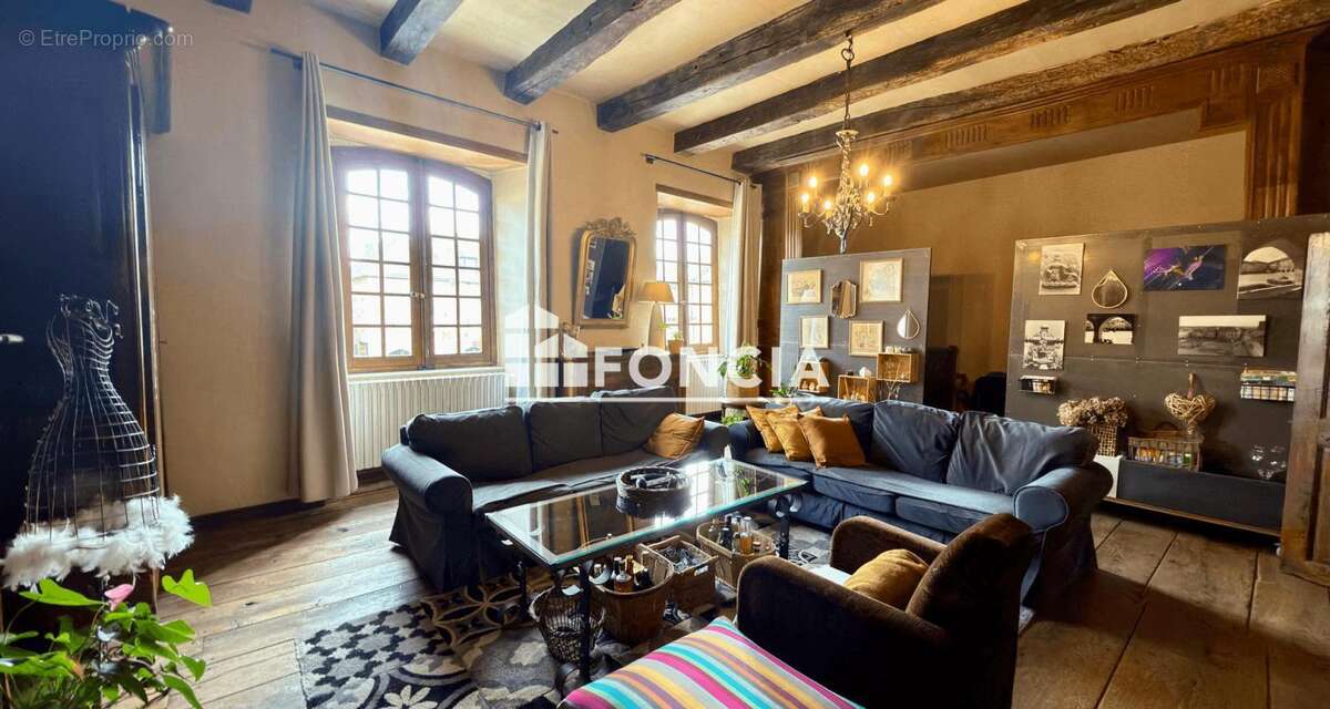 Maison à SAUVETERRE-DE-ROUERGUE