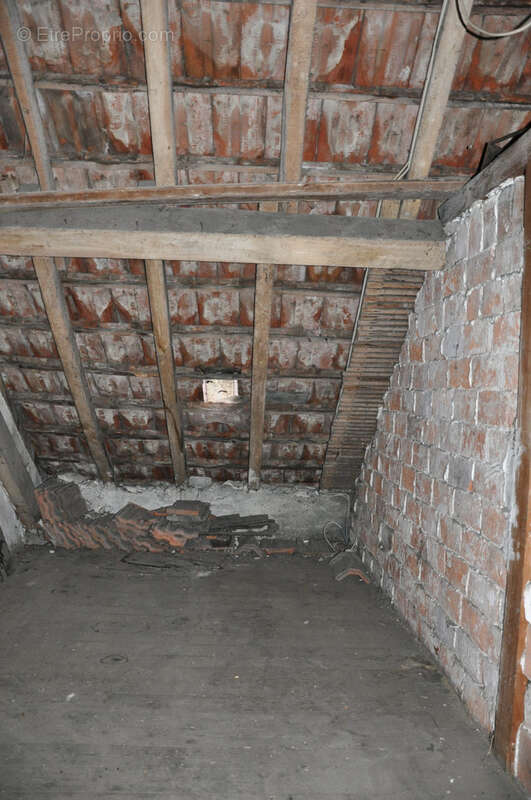 Maison à JALIGNY-SUR-BESBRE