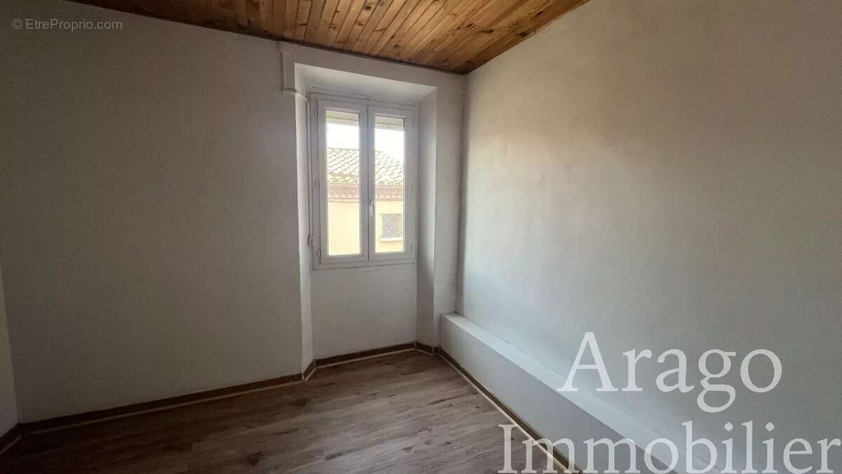 Appartement à ESTAGEL