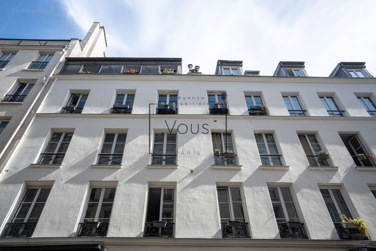 Appartement à PARIS-10E