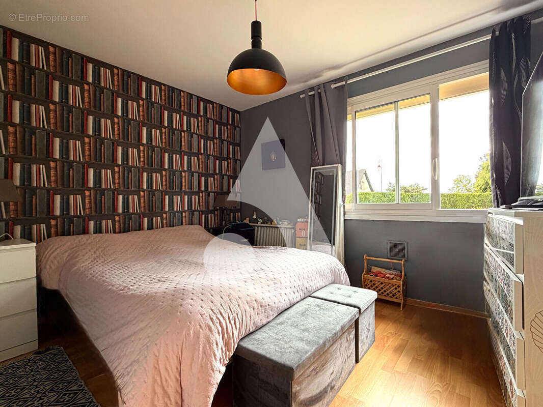 Maison à GROSSOEUVRE