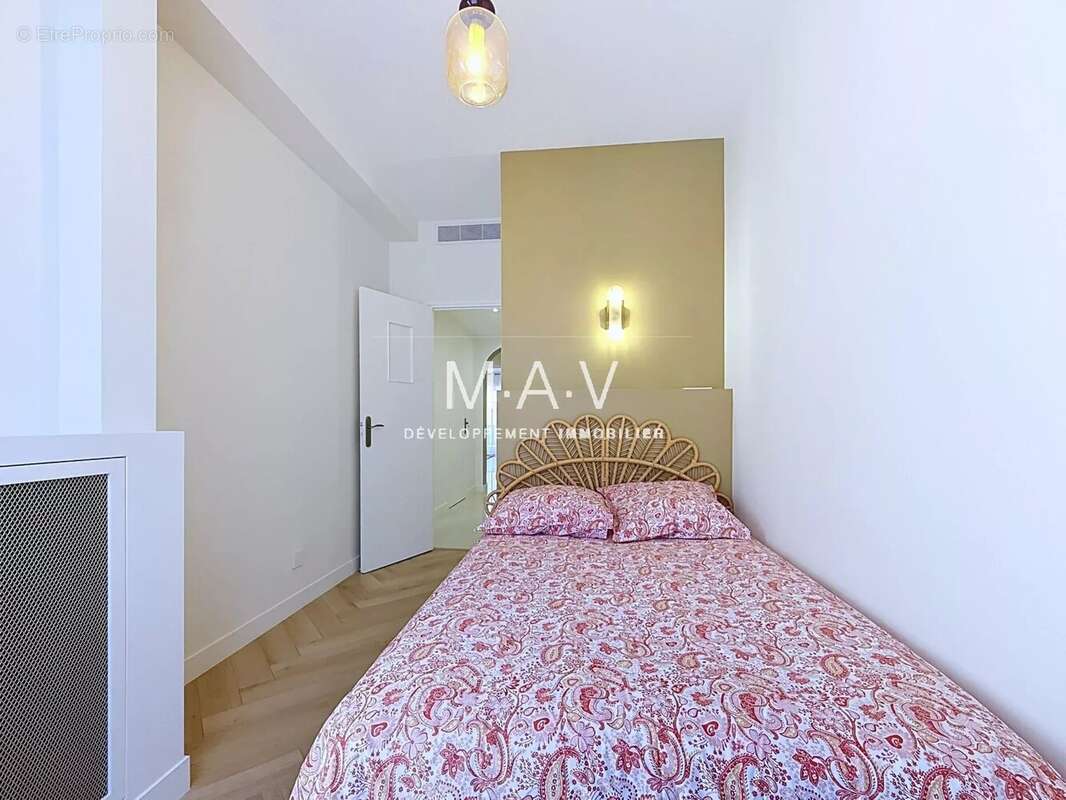 Coeur nice/fleurs gambetta appartement 3 pièces luxueusement rénové terrasse au calme - photo 25