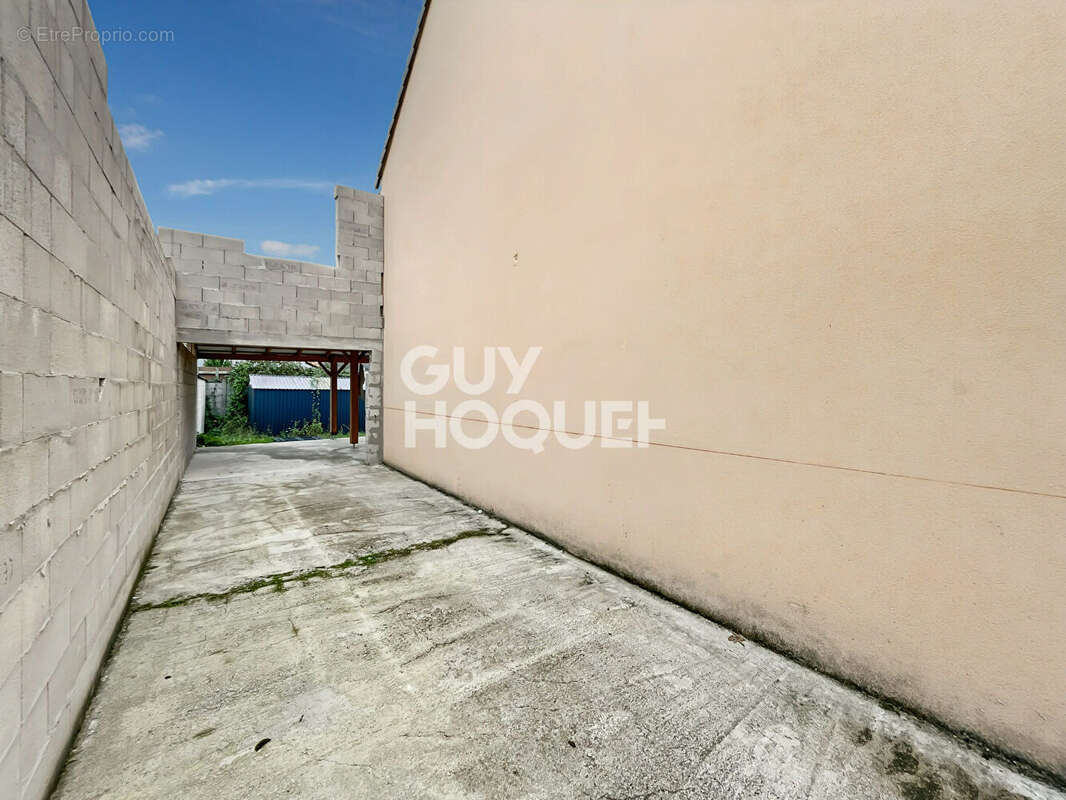 Maison à FONTENAY-TRESIGNY