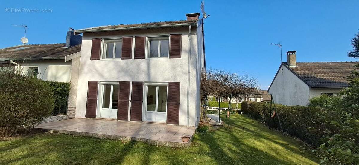 Maison à CHARLEVILLE-MEZIERES