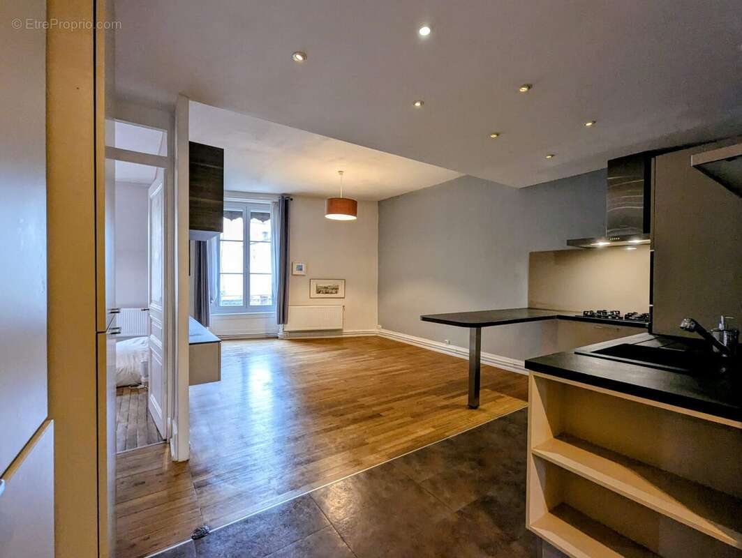 Appartement à VILLEFRANCHE-SUR-SAONE