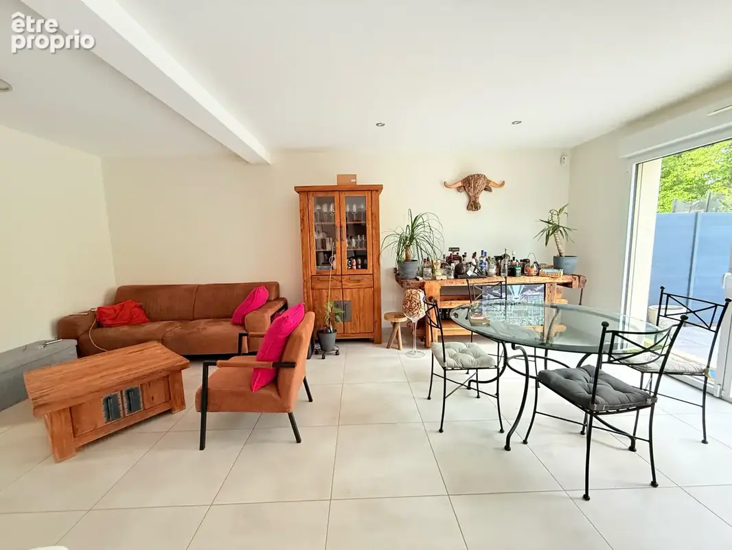 Roussy le village ( roussy le bourg ) - maison de 105 m2 sur 3.96 ares - photo 2