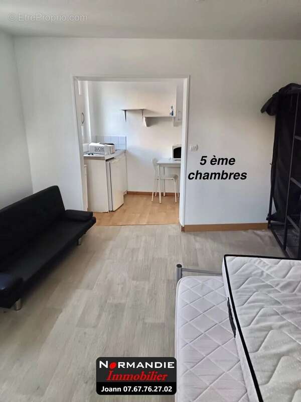 Commerce à MALAUNAY