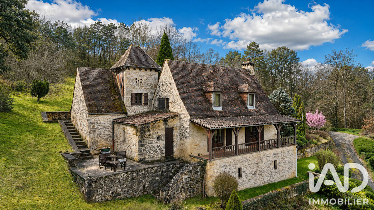 Photo 1 - Maison à PRATS-DE-CARLUX