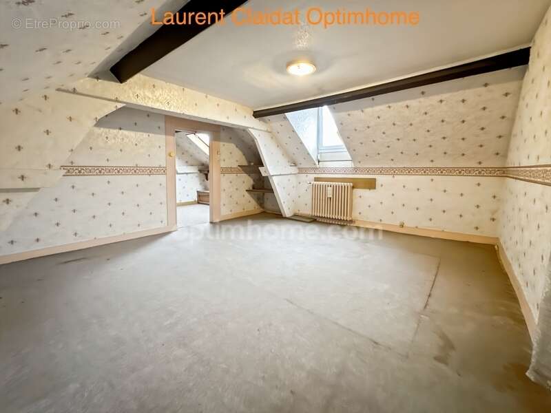 Maison à SAINT-QUENTIN