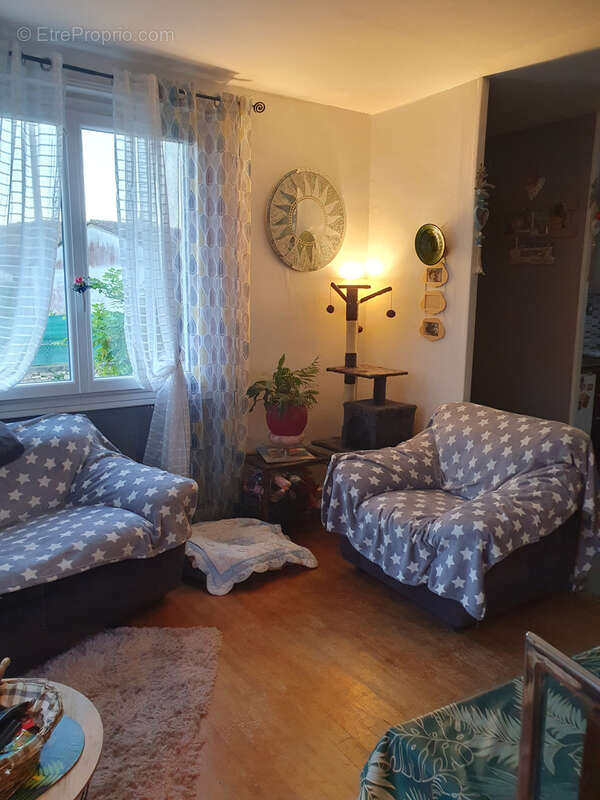 Maison à SAINT-CYPRIEN