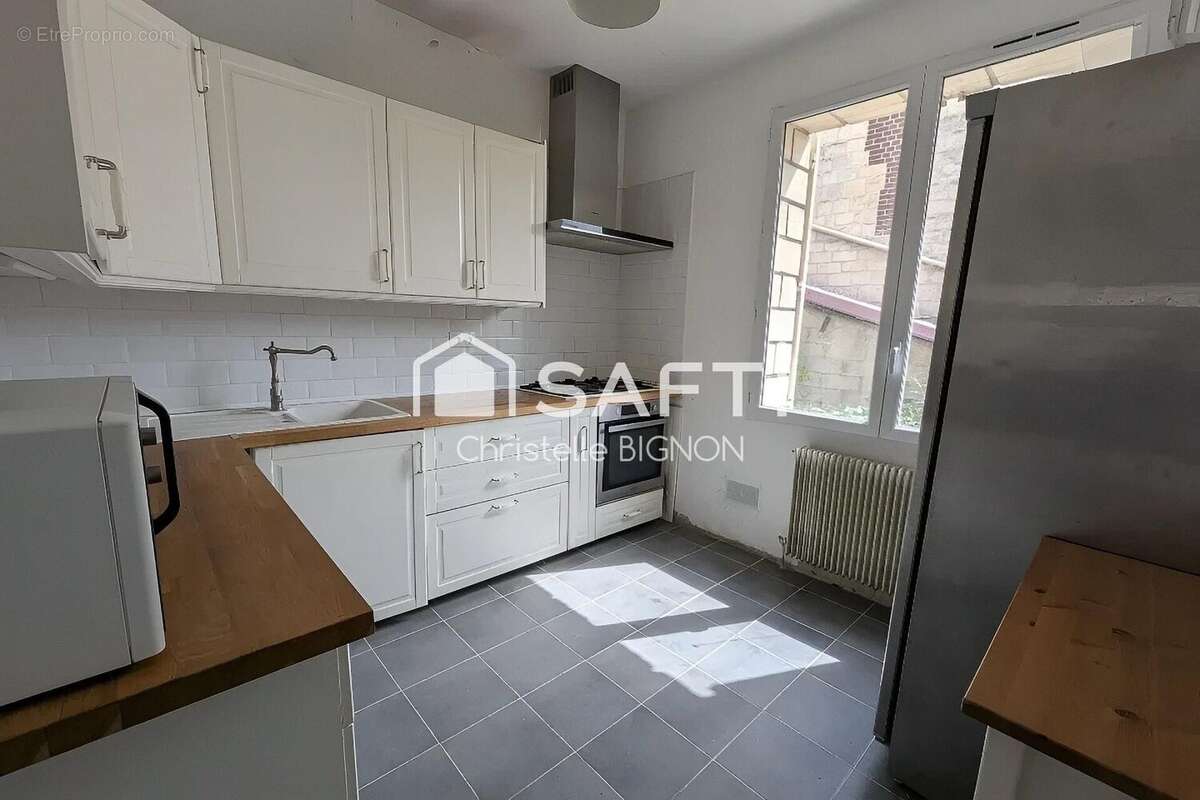 Photo 2 - Maison à SAINT-MAXIMIN