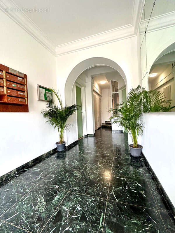 Nice chambrun 5/6p  penthouse 170 m2 avec 130 m2 d'exterieur - photo 17