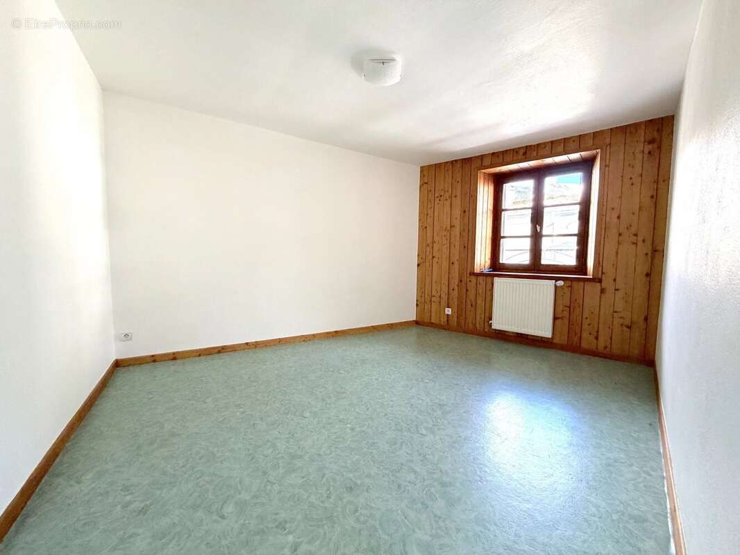 Appartement à TERMIGNON