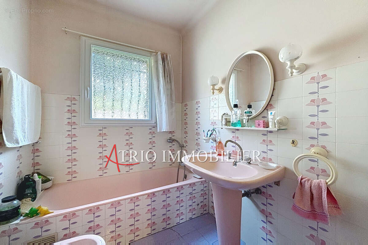 Maison à CAGNES-SUR-MER