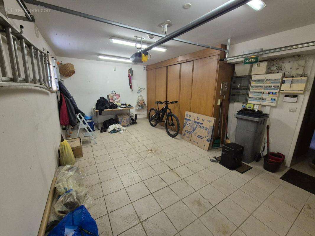 Maison à MONTGIVRAY