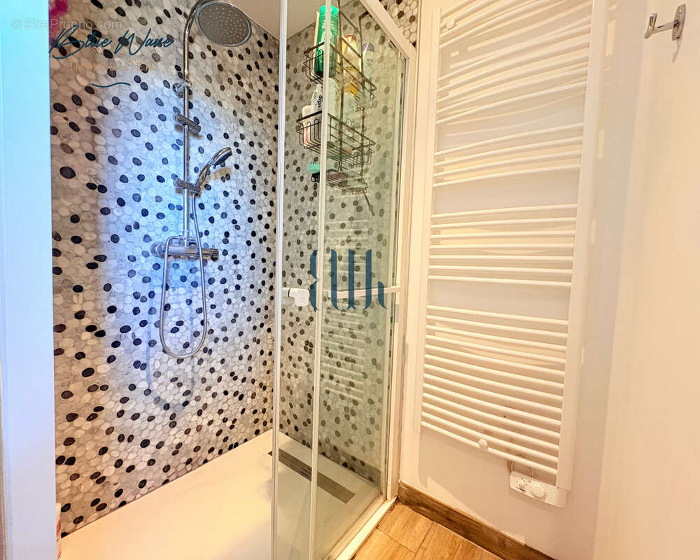 Maison à SAINTE-CROIX-DU-VERDON