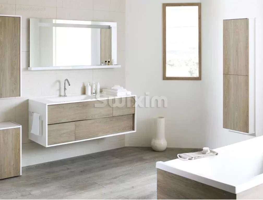 Appartement à CHARBONNIERES-LES-BAINS