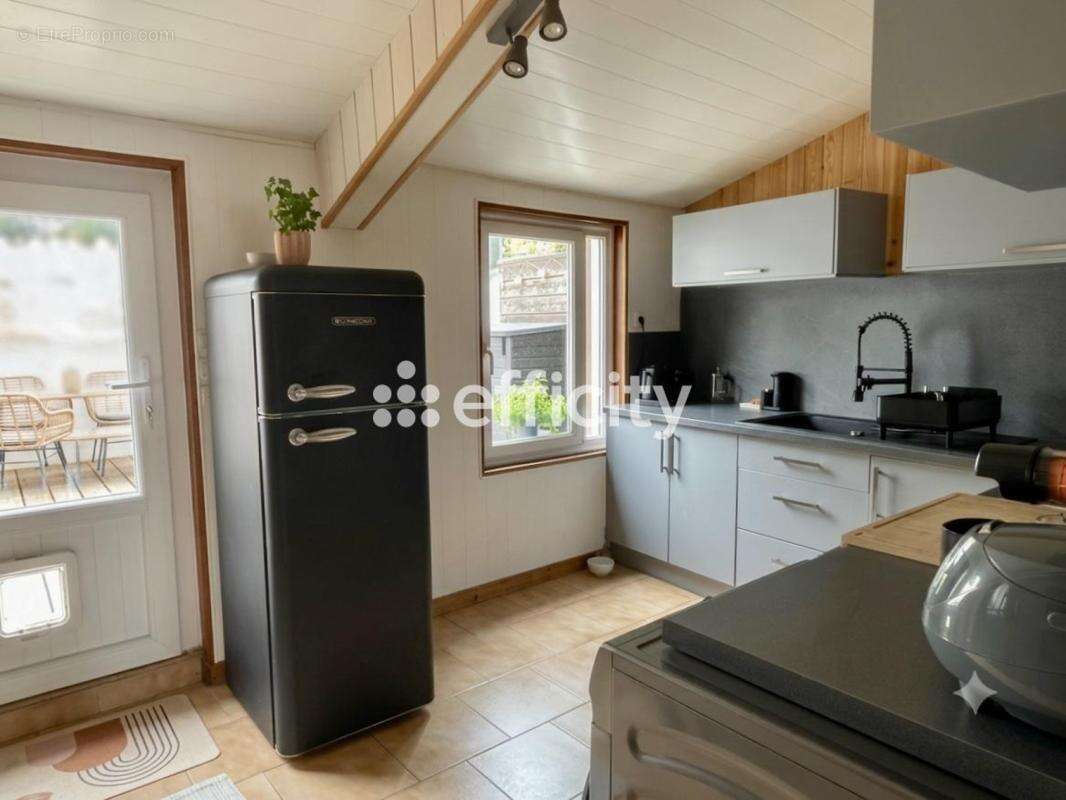 Maison 102 m² à Maille  - photo 5