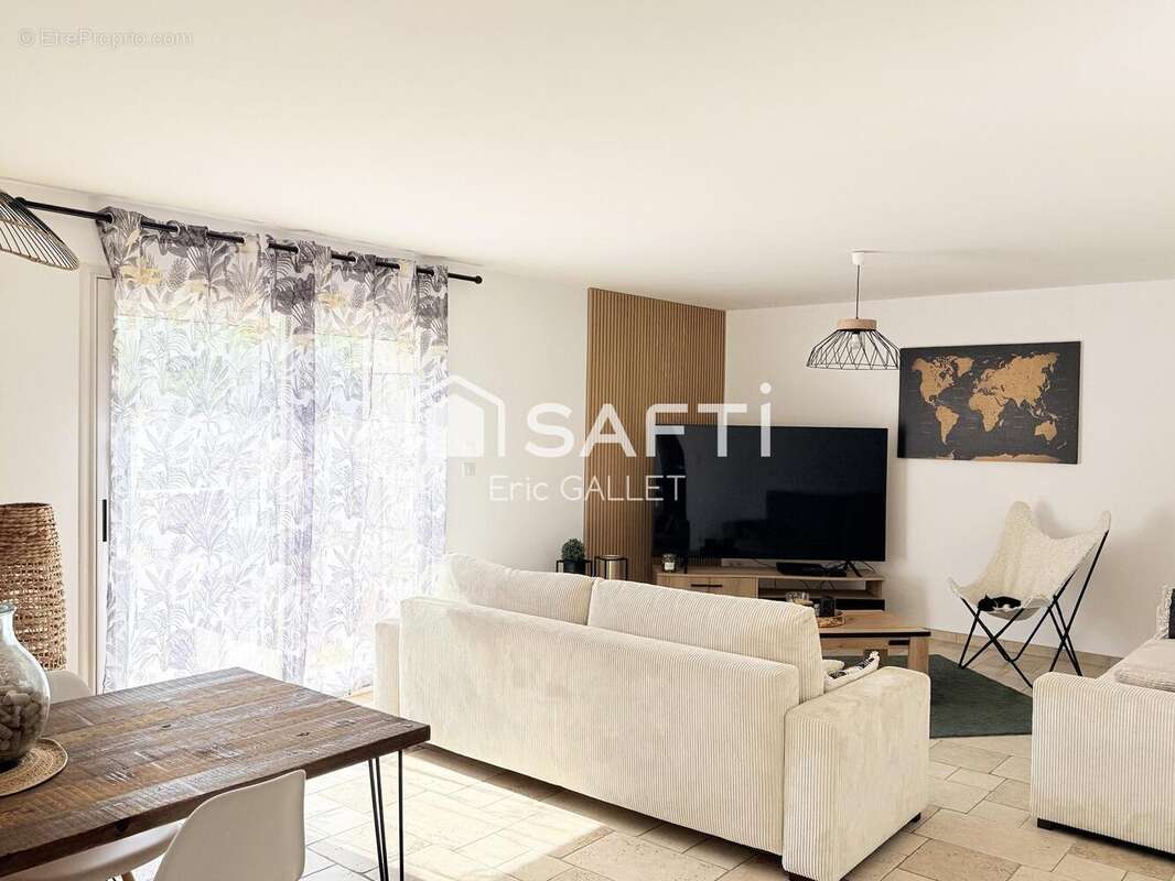 Maison 171 m² à Chasteaux  - photo 7