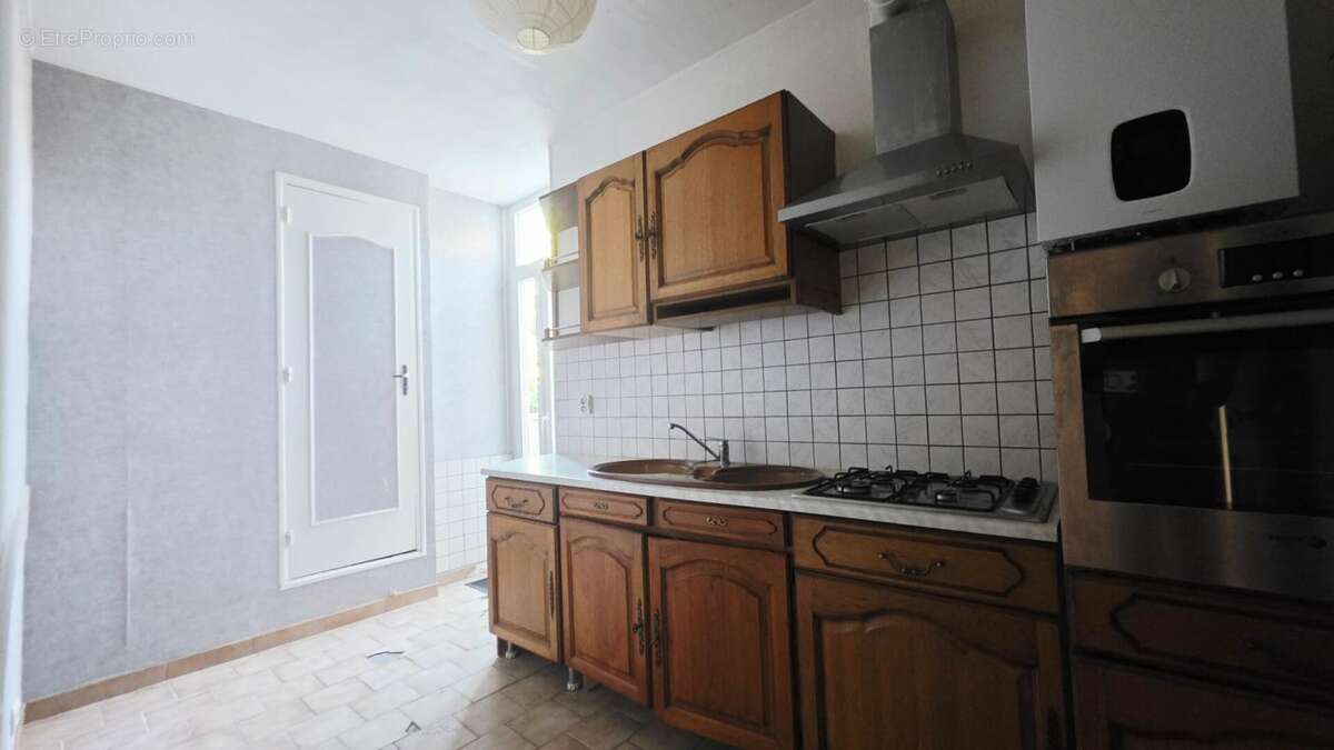 Bourges centre appartement 56m² 2 chambres terrasse garage - photo 8