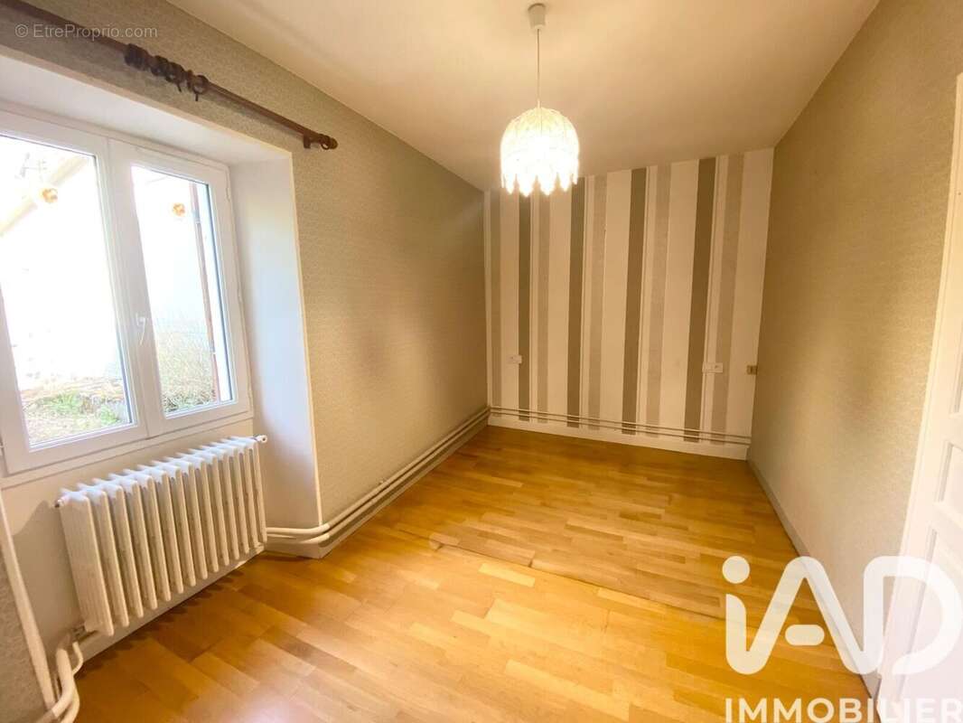 Photo 9 - Maison à SAINT-FARGEAU-PONTHIERRY