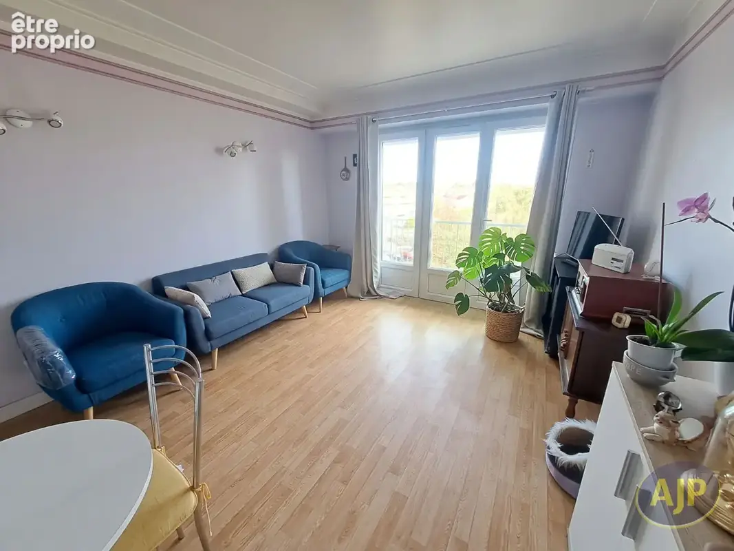 CHALLANS - Appartement 2 chambres - photo 1