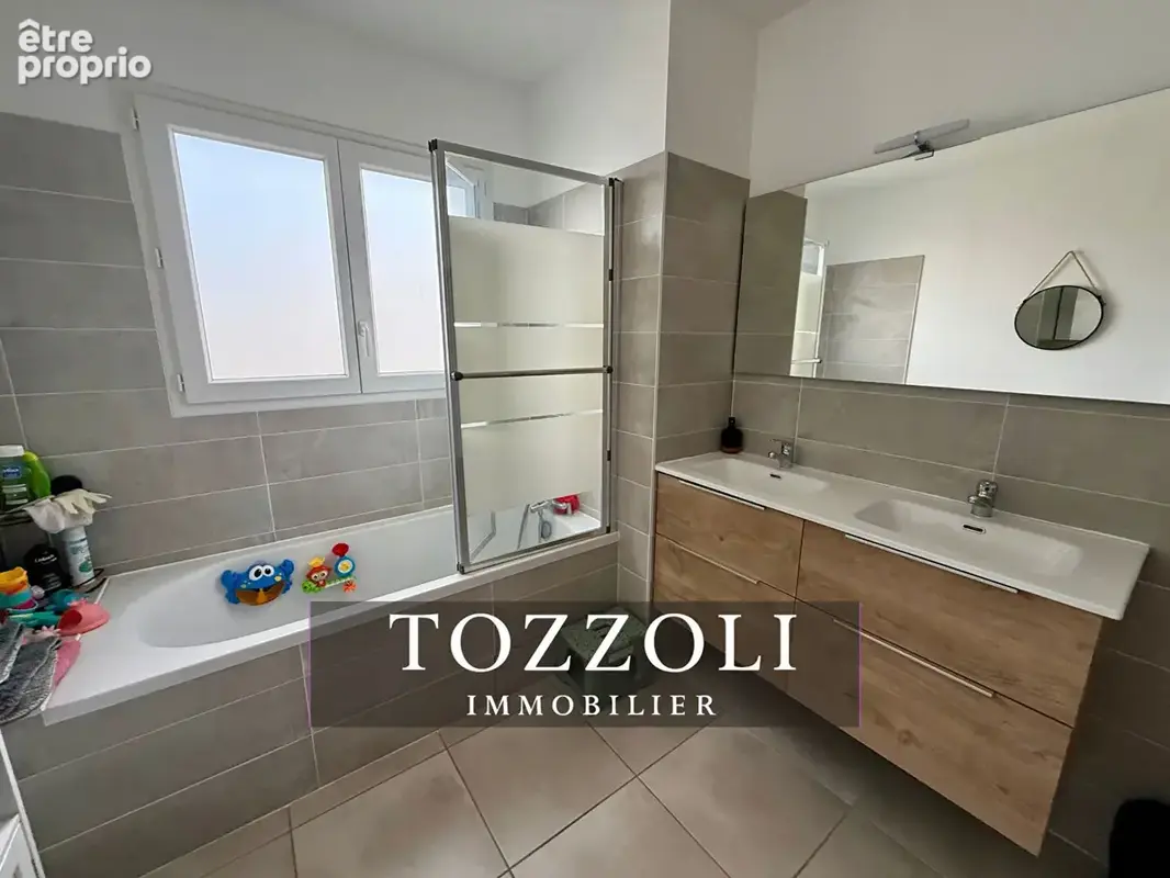 Maison à Lieudieu 4 pièces 98 m² - photo 12