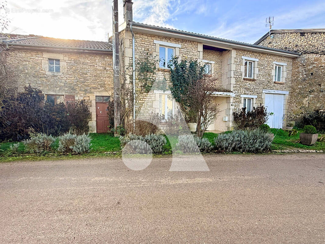 Maison à VILLERS-LE-SEC