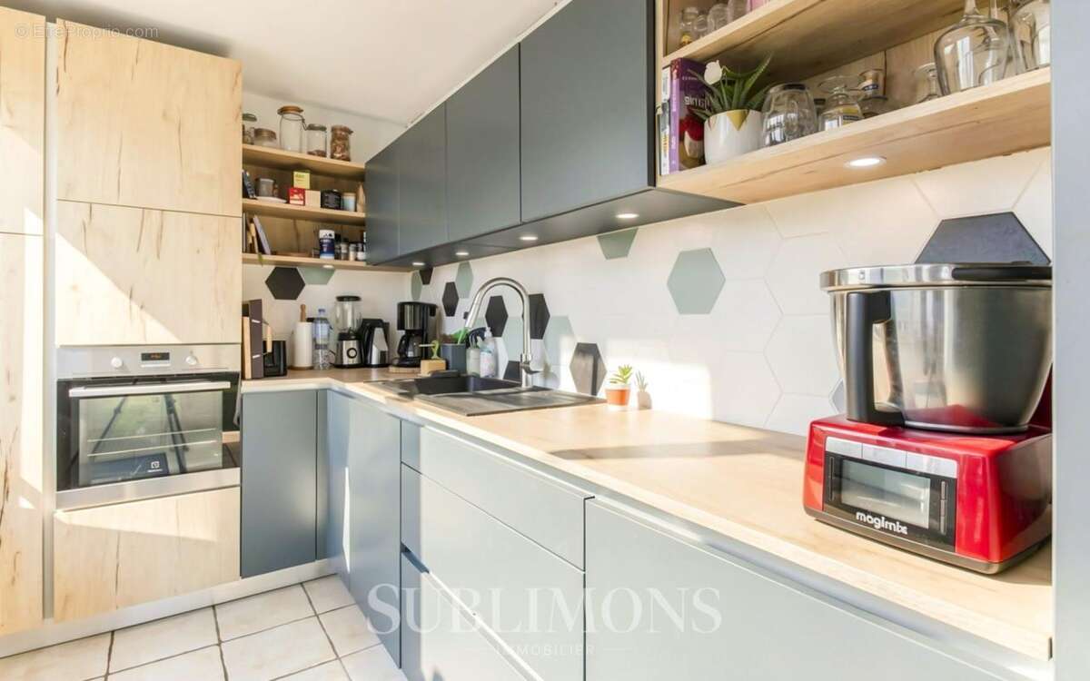 Maison à LA TRINITE-SURZUR