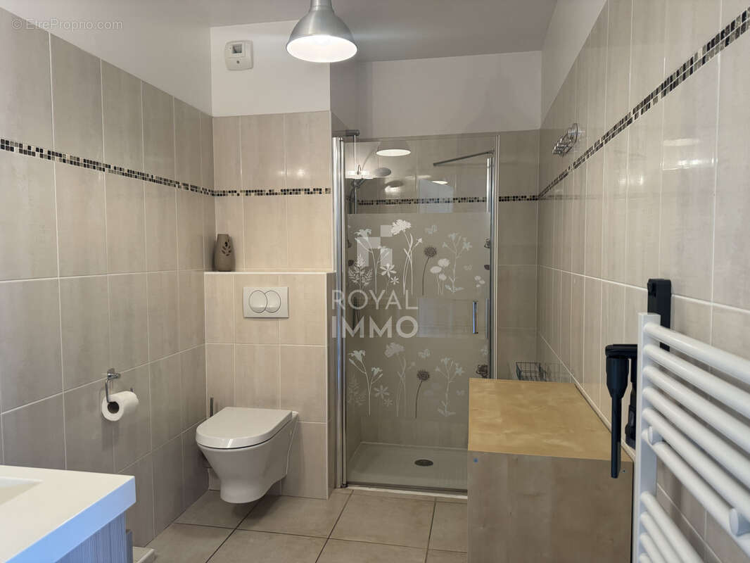Appartement à CARQUEIRANNE