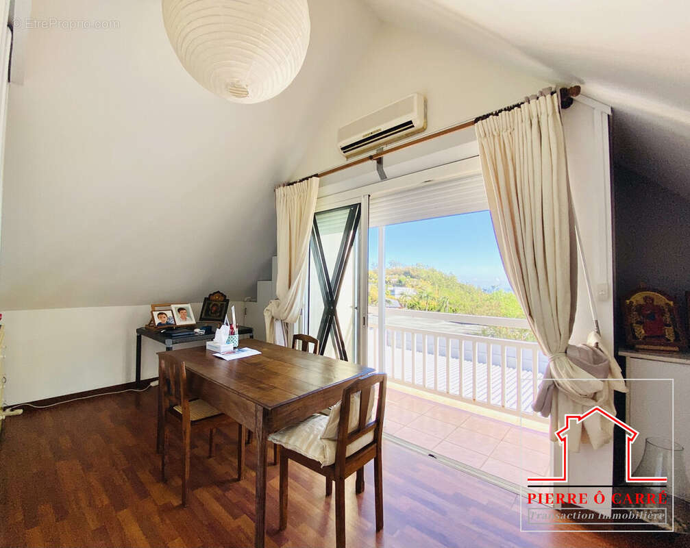 Maison à SAINT-DENIS