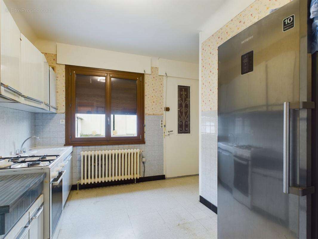 Maison à ROSIERES-EN-SANTERRE