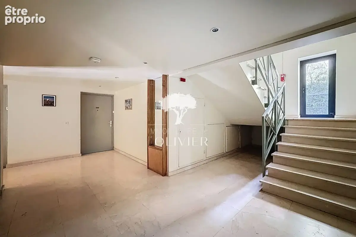 Appartement 4 pièces 121 m² à vendre à Apt (84400) - photo 9
