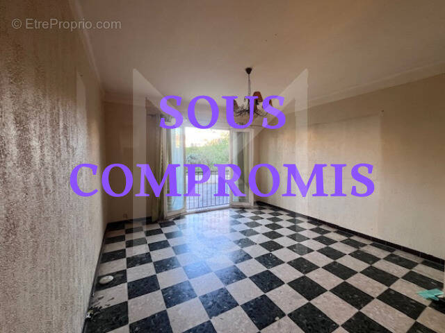 Appartement à PEYROLLES-EN-PROVENCE