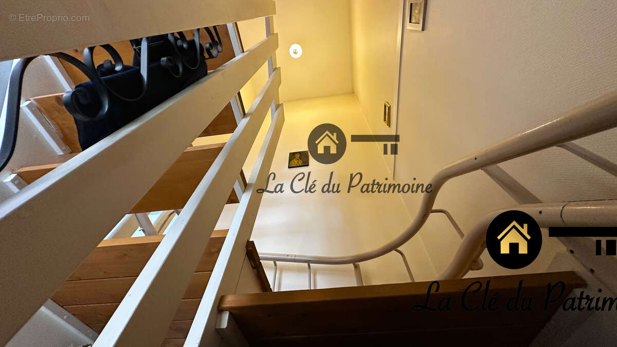 Bordeaux cauderan - une maison qui n'attend que vous 2 chambres - jardin-garage - photo 12