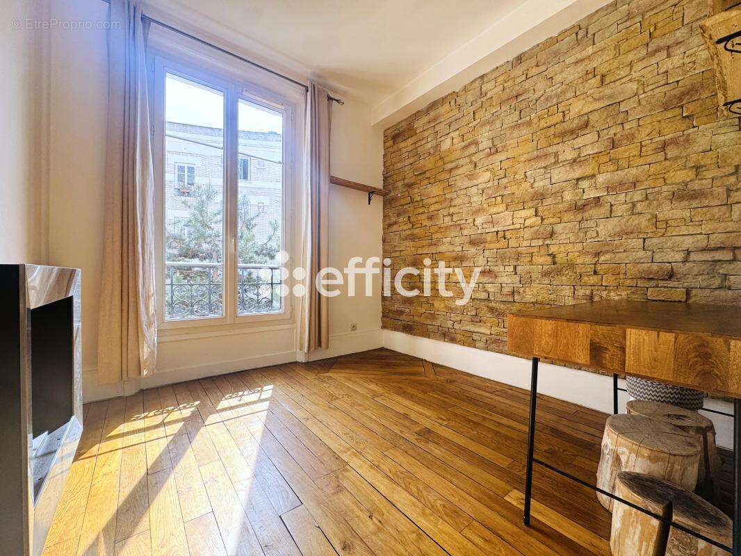 Appartement à MAISONS-ALFORT