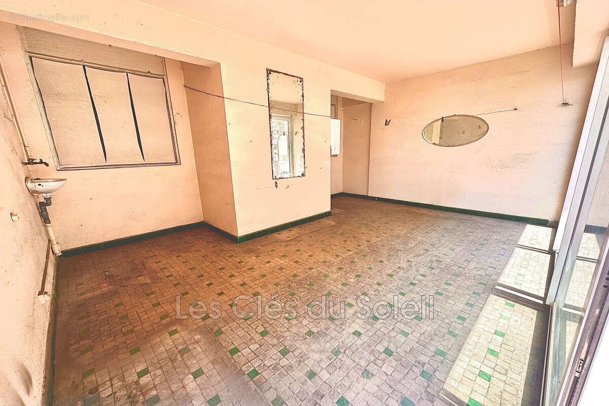 Appartement 68 m² à Toulon  - photo 8