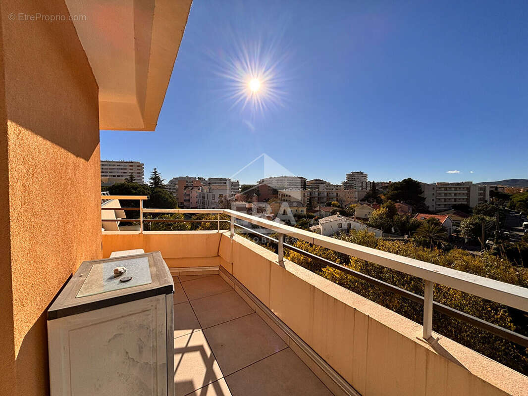 Appartement à FREJUS