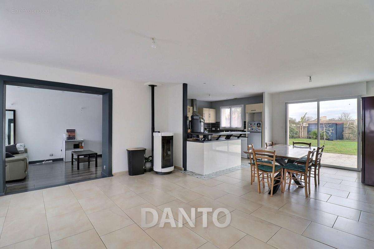 Maison à ARTHON-EN-RETZ