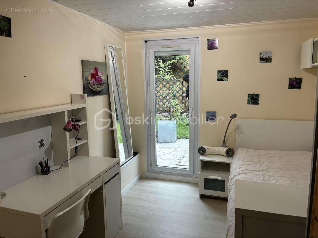 Appartement à TORCY