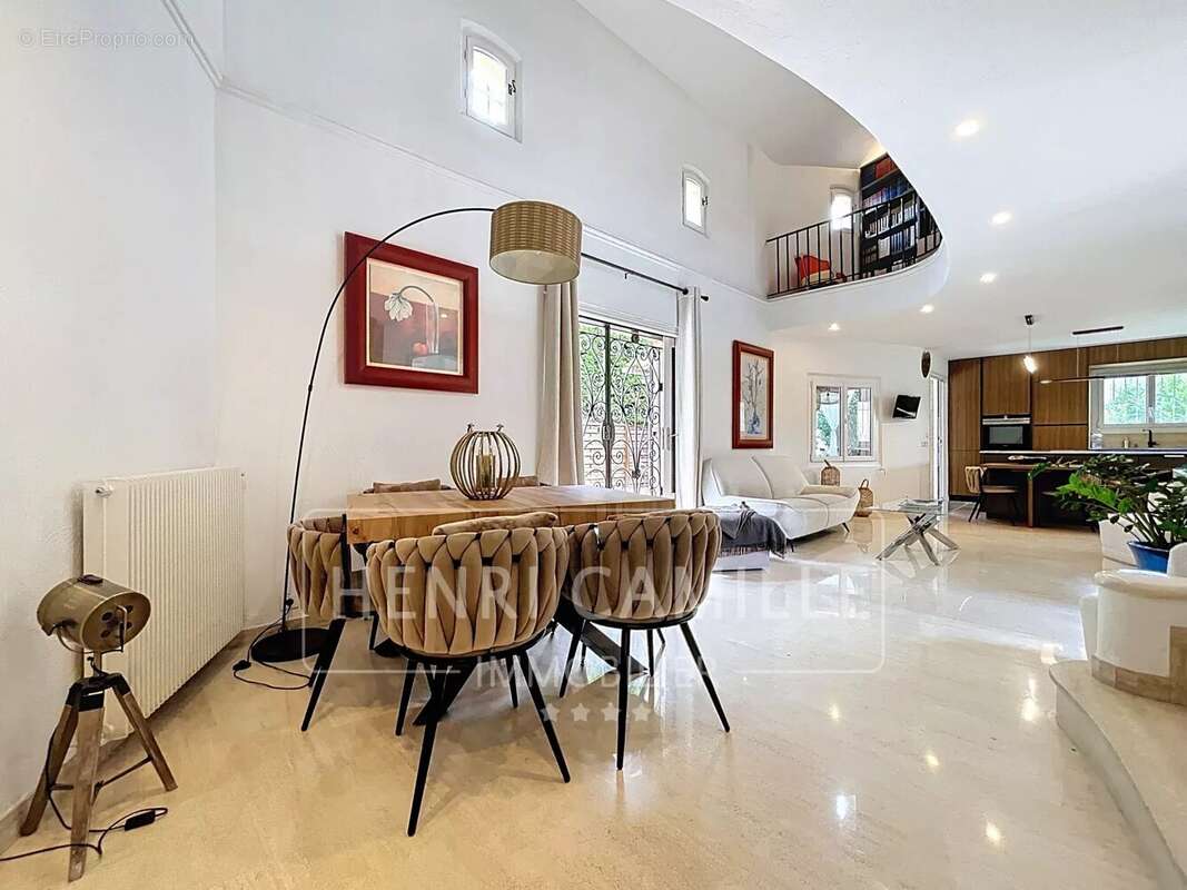 Maison à CANNES