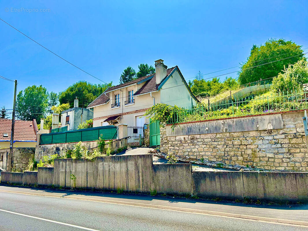 Maison à JANVILLE