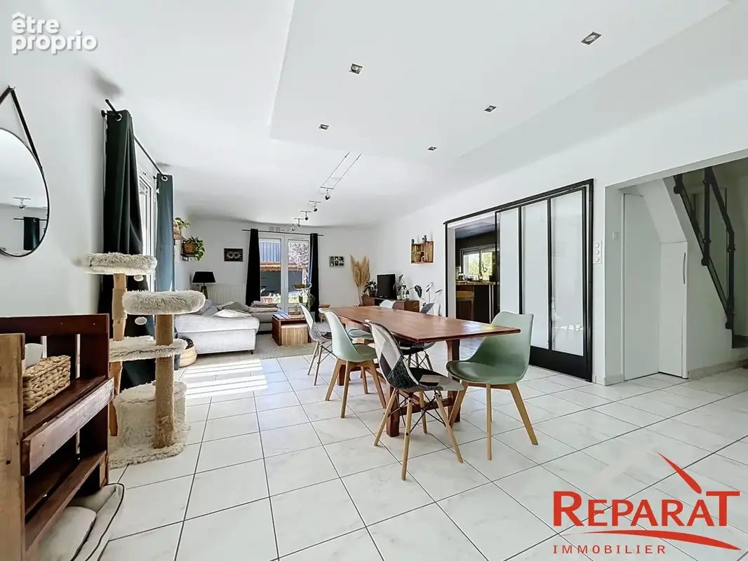 Maison 182 m² à Varetz  - photo 5