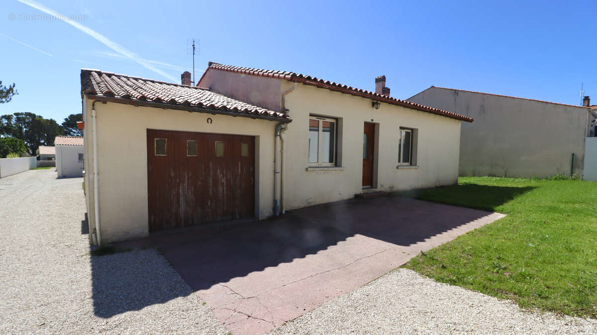 Maison à MESCHERS-SUR-GIRONDE